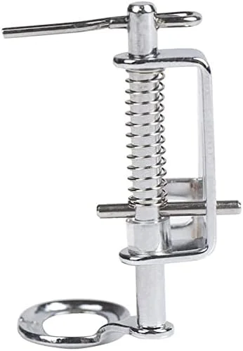 پایه چرخ خیاطی فلزی بزرگ YEQIN مناسب برای دوخت و گلدوزی آزاد - مناسب برای تمام چرخ خیاطی های پایه کوتاه سینگر، برادر، بیبی لاک، یورو-پرو، کنmore، ژانومه، جوکی، وایت، نیو هوم، سیمپلیسیتی، النا و غیره!