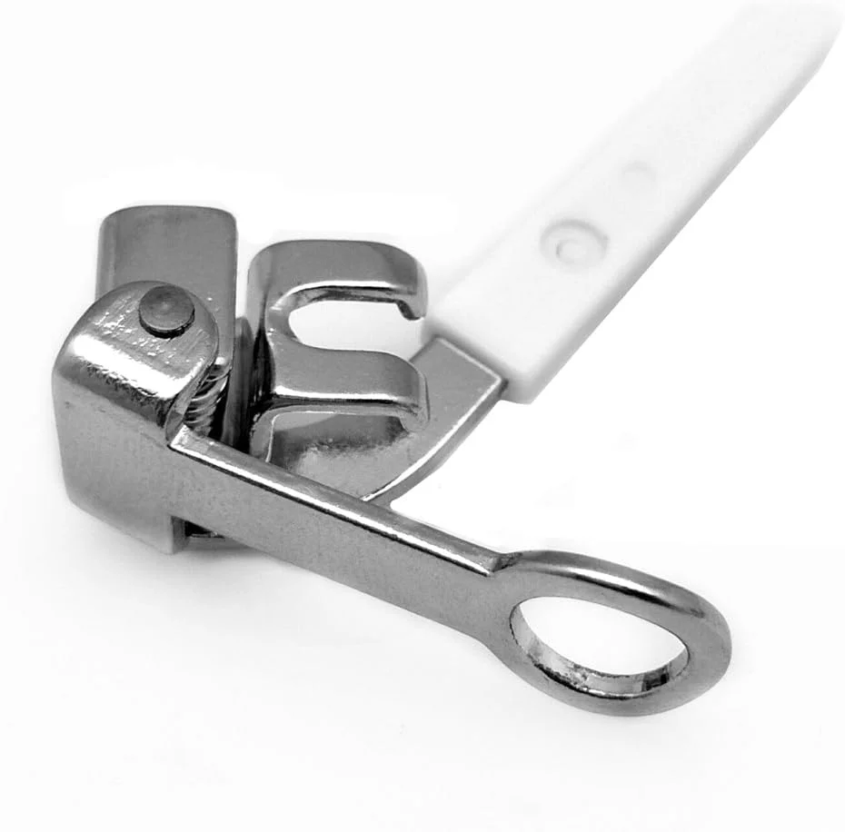 پایه گلدوزی، رفو و لحاف دوزی حرکت آزاد YEQIN #55417p شماره 006016008 مناسب برای Singer 221 257 پایه گلدوزی، رفو و لحاف دوزی حرکت آزاد YEQIN #55417p شماره 006016008 مناسب برای Singer 221 257