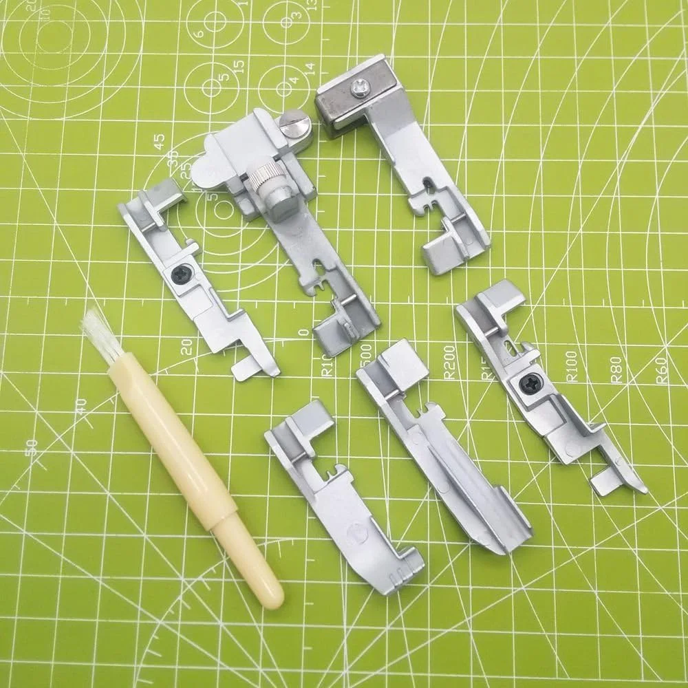 ست پایه های چرخ سردوز YICBOR شامل 6 عدد مناسب برای چرخ خیاطی های Singer 14CG754 14SH654 14SH754 14hd854 juki 644D، 04D به همراه برس و بشکاف هدیه ست پایه های چرخ سردوز YICBOR شامل 6 عدد مناسب برای چرخ خیاطی های Singer 14CG754 14SH654 14SH754 14hd854 juki 644D، 04D به همراه برس و بشکاف هدیه