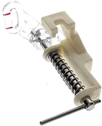 پایه چرخ خیاطی مخصوص لحاف دوزی و رفو - مناسب برای تمام چرخ خیاطی های پایه کوتاه سینگر، برادر، بیبی لاک، وایکینگ (سری هاسکی)، ژانومه، کنمور، وایت، جوکی، نیو هوم، سیمپلیسیتی، النا و غیره!