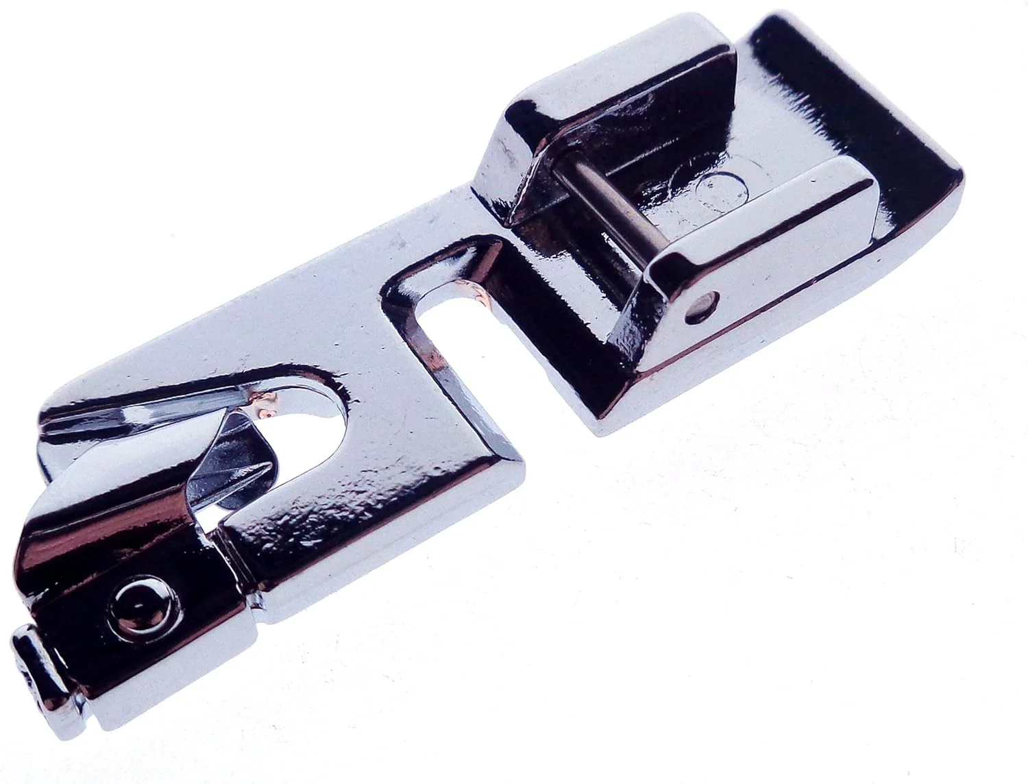 پایه لب تو (تویینگ) باریک چرخ خیاطی - مناسب برای تمام چرخ خیاطی های پایه کوتاه ضامن دار سینگر، برادر، بیبی لاک، یورو-پرو، ژانومه، کنمور، وایت، جوکی، نیو هوم، سیمپلیسیتی، النا و غیره! پایه لب تو (تویینگ) باریک چرخ خیاطی - مناسب برای تمام چرخ خیاطی های پایه کوتاه ضامن دار سینگر، برادر، بیبی لاک، یورو-پرو، ژانومه، کنمور، وایت، جوکی، نیو هوم، سیمپلیسیتی، النا و غیره!