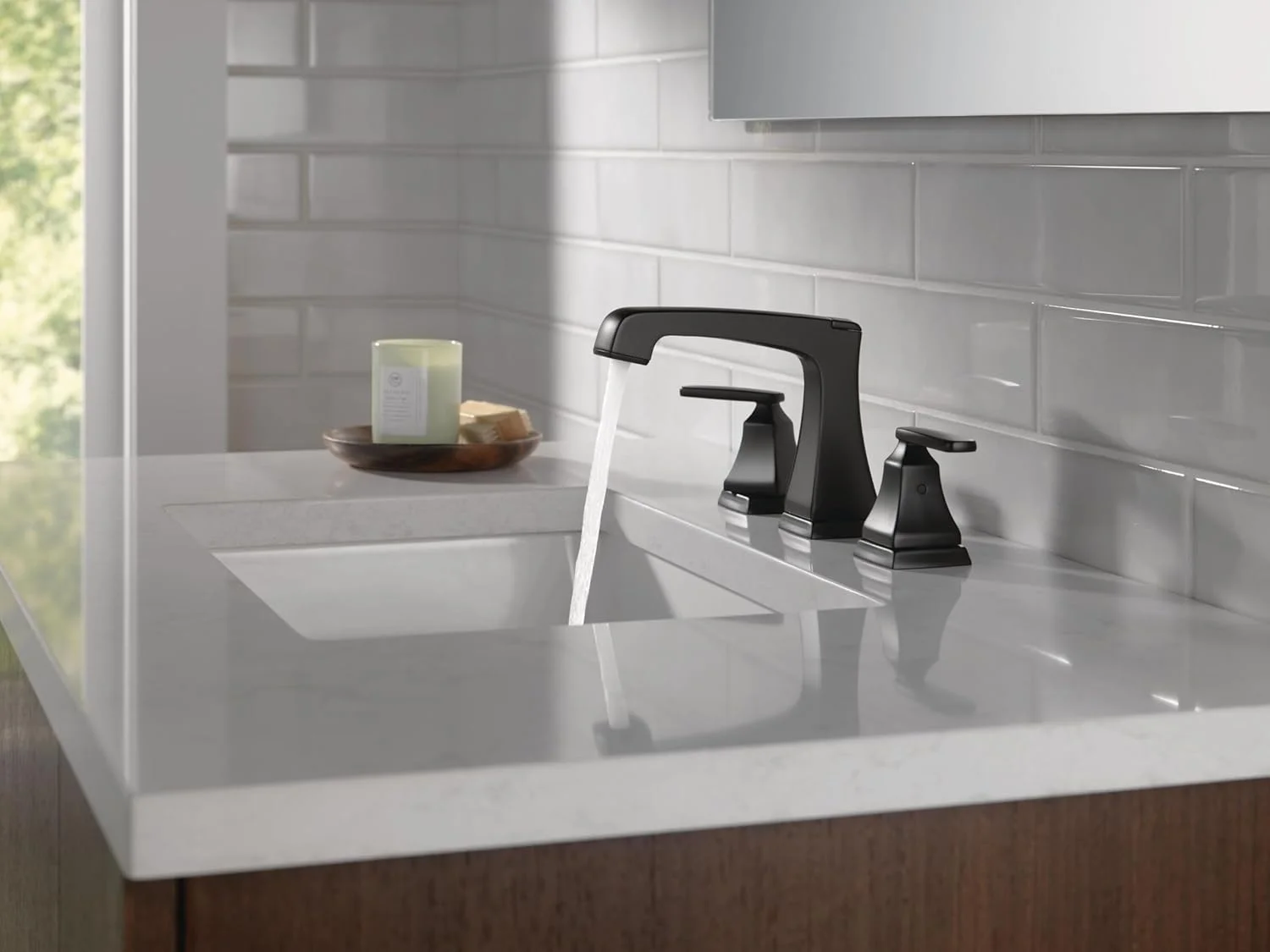 شیر روشویی دلتا Faucet Ashlyn، سه سوراخه، مشکی مات، شیر سینک دستشویی، تکنولوژی Diamond Seal، تخلیه فلزی، مشکی مات 3564-Blmpu-Dst