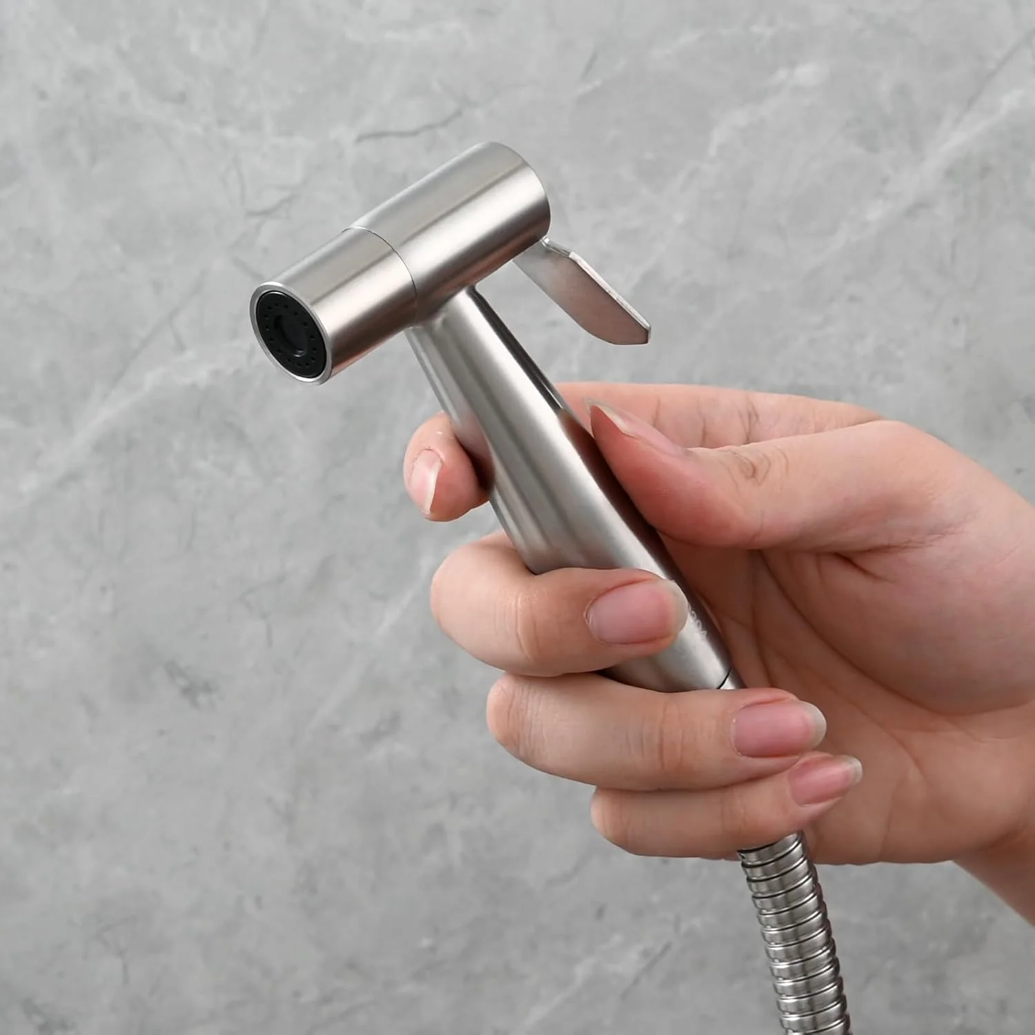 اسپری شاتاف توالت دستی کوچک مشکی [3 در 1] با شلنگ مشکی 1.5 متری، مناسب برای شستشوی پارچه ای، شیر توالت دستی شاتاف، شیر تمیز کننده توالت (نقره ای)