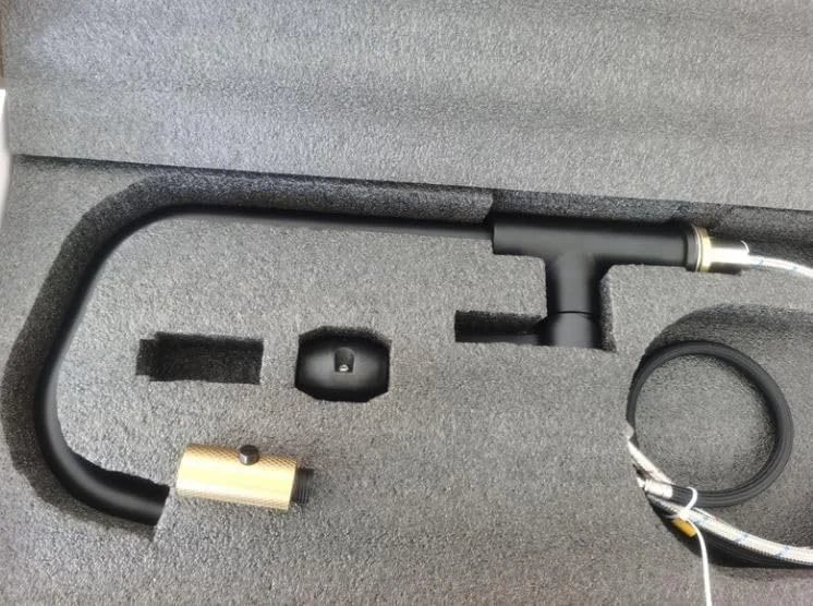 شیر آشپزخانه فنری مدل RP9075-GRG با دو حالت پاشش آب - رنگ: خاکستری تفنگی و روکش طلایی شیر آشپزخانه فنری مدل RP9075-GRG با دو حالت پاشش آب - رنگ: خاکستری تفنگی و روکش طلایی