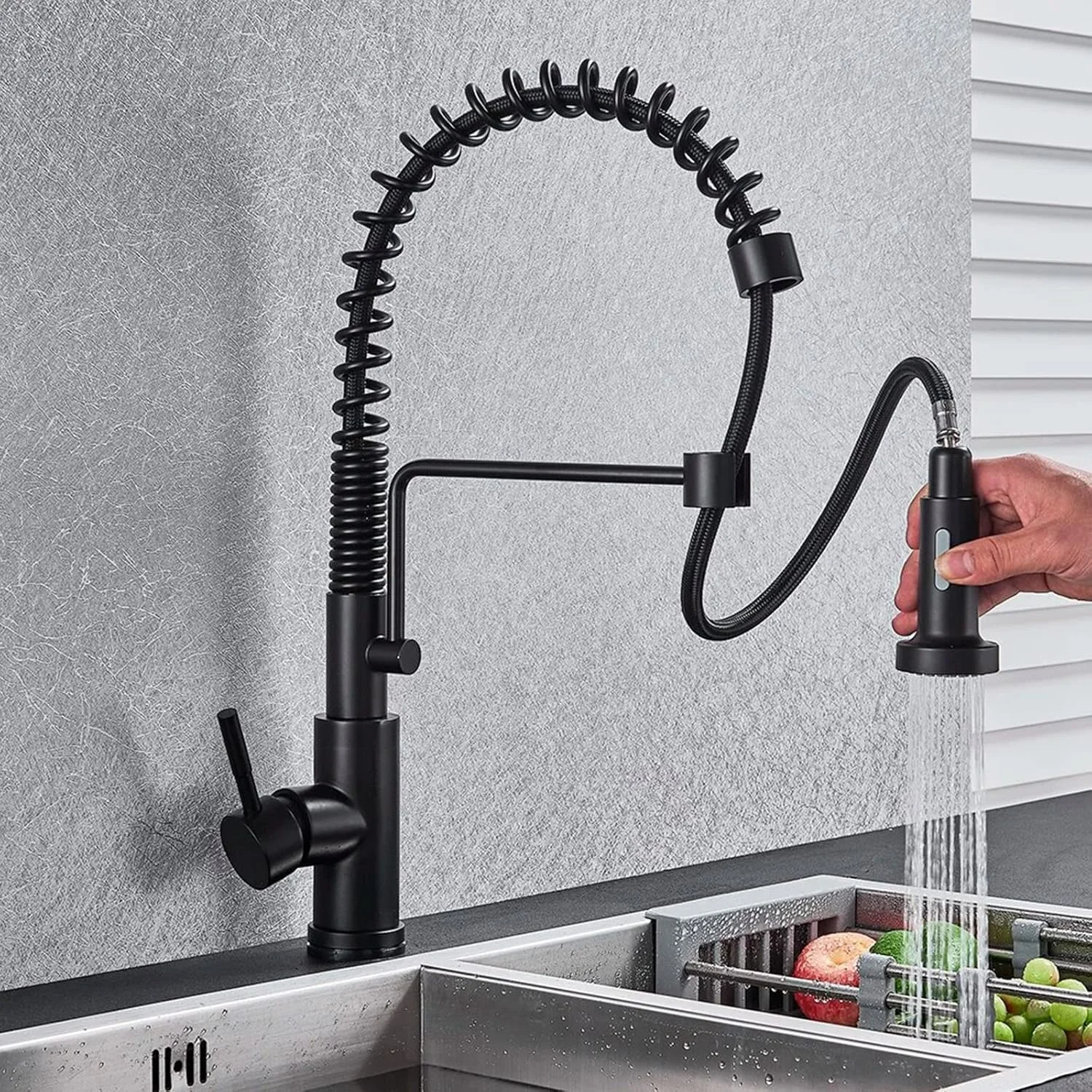 شیرآلات ظرفشویی لمسی با اسپری کشویی، شیر مخلوط کن آشپزخانه فنری با حسگر لمسی چرخان 360 درجه، شیر تک دسته استیل ضد زنگ با 2 عملکرد مختلف اسپری، مشکی (مشکی)