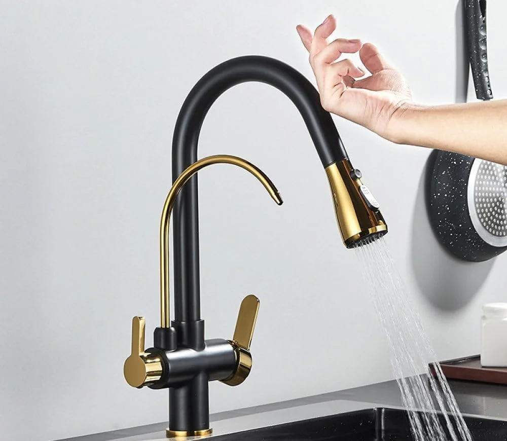 شیر آشپزخانه مشکی با حسگر لمسی، شیرآلات سینک ظرفشویی با قابلیت بیرون کشیدن، شیر آب سرد و مخلوط، شیر آب تصفیه شده، شیرآلات نصب شده روی سینک، دو دسته، مشکی مات، مشکی طلایی با حسگر