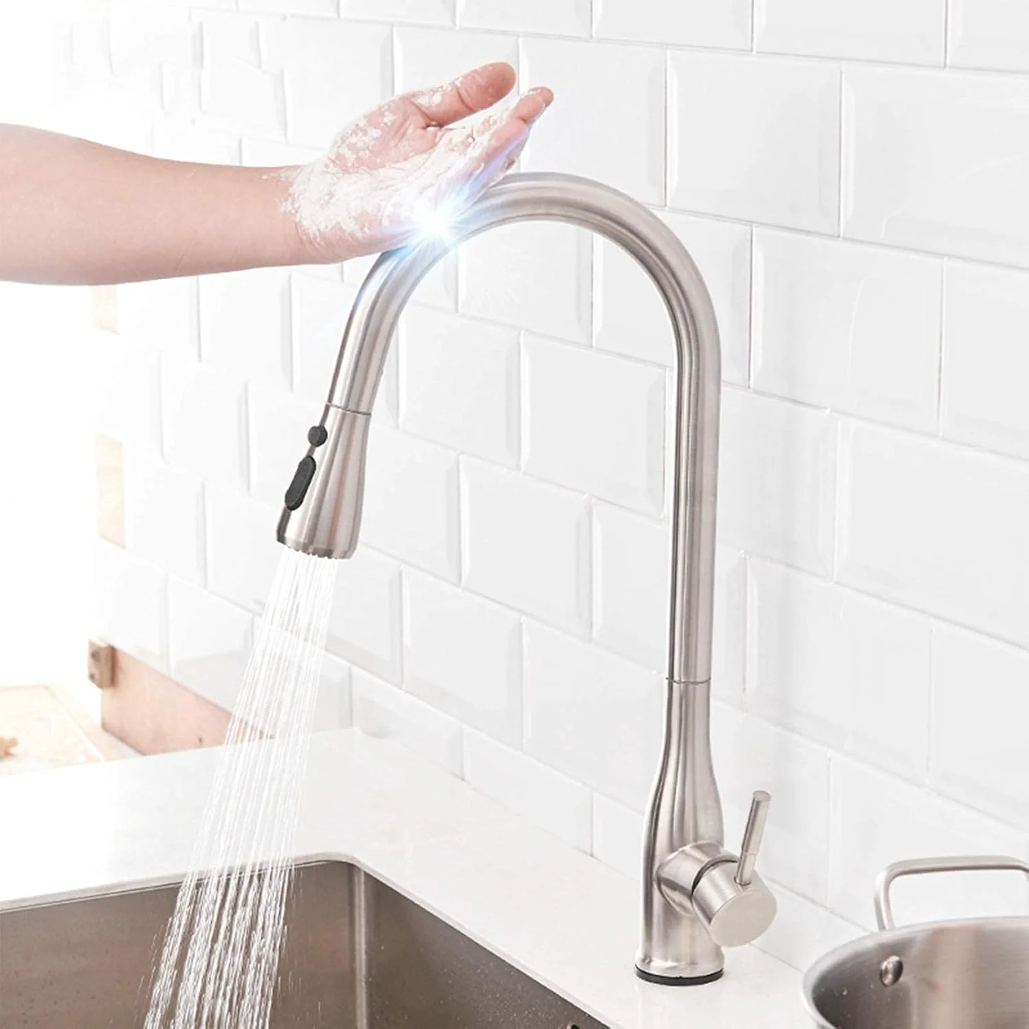 شیرآلات آشپزخانه لمسی هوشمند، شیر آشپزخانه حسگر لمسی استیل ضد زنگ، شیر آشپزخانه با اسپری کشویی، شیر مخلوط کن آشپزخانه تک دسته