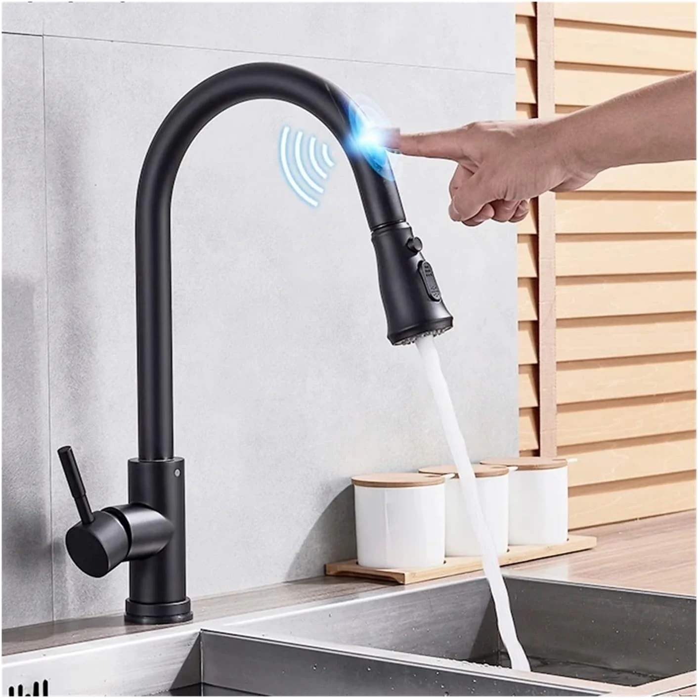 شیر آشپزخانه هوشمند لمسی مشکی با قابلیت چرخش 360 درجه و خروجی آب به صورت کشویی، تک دستگیره، دارای دو حالت آب: شیر سینک ظرفشویی آب سرد و گرم، مناسب برای روشویی حمام