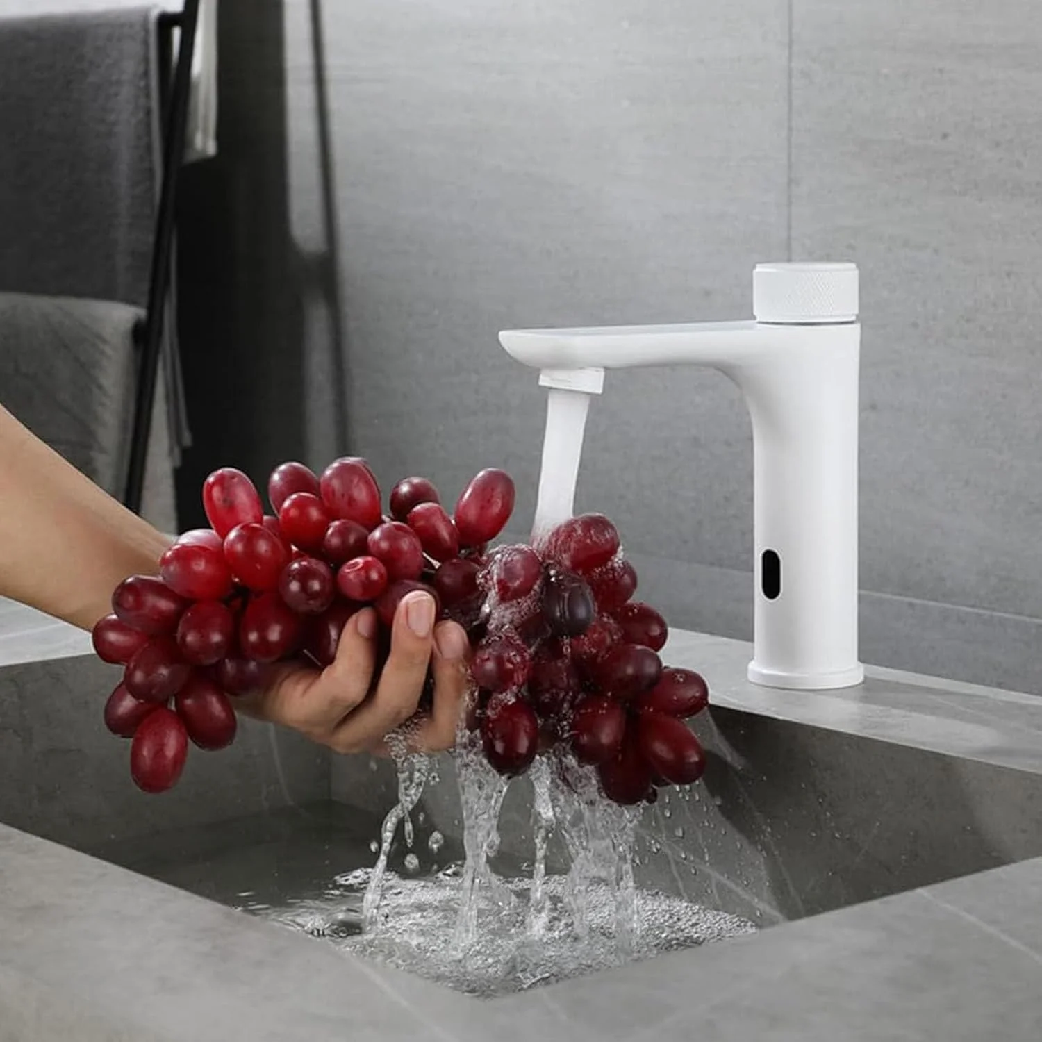 شیر آب حمام بدون لمس، شیر سنسور اتوماتیک استیل ضد زنگ، شیر آب حمام بدون دست، شیر سینک حمام تک حفره، شیر مخلوط آب سرد و گرم، طلایی برس خورده