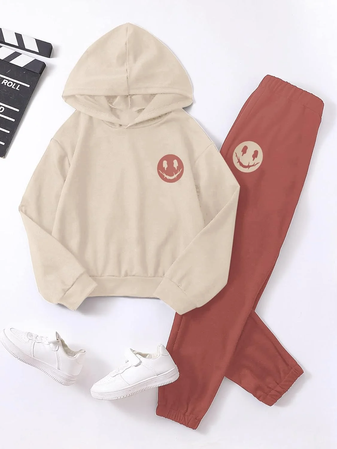 ست لباس راحتی دخترانه SOLY HUX، شامل هودی آستین بلند گرافیکی و شلوار گرمکن، مناسب فصل پاییز