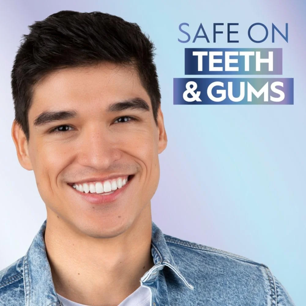 سرم سفید کننده روزانه دندان Crest 3DWhite به همراه نور LED، درمان سفید کننده دندان سرم سفید کننده روزانه دندان Crest 3DWhite به همراه نور LED، درمان سفید کننده دندان