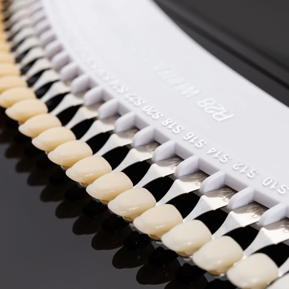 راهنمای سایه دندان حرفه ای سه بعدی R-28 برای ردیابی دوره سفید کردن دندان توسط دندانپزشک، راهنمای سایه دندان با 28 رنگ راهنمای سایه دندان حرفه ای سه بعدی R-28 برای ردیابی دوره سفید کردن دندان توسط دندانپزشک، راهنمای سایه دندان با 28 رنگ