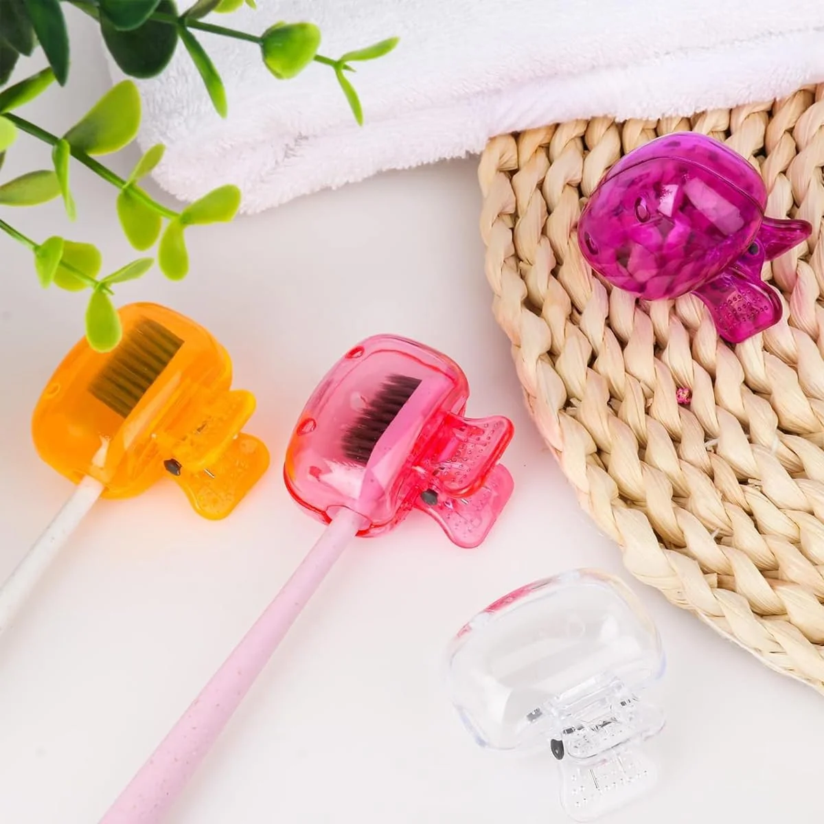 هانه® 4 عددی درپوش مسواک، درپوش بهداشتی و ضد گرد و غبار مسواک، گیره، درپوش محافظ سر مسواک مسافرتی، جهانی 1.8 اینچی، درپوش محافظ سر مسواک برای مسواک کودکان هانه® 4 عددی درپوش مسواک، درپوش بهداشتی و ضد گرد و غبار مسواک، گیره، درپوش محافظ سر مسواک مسافرتی، جهانی 1.8 اینچی، درپوش محافظ سر مسواک برای مسواک کودکان