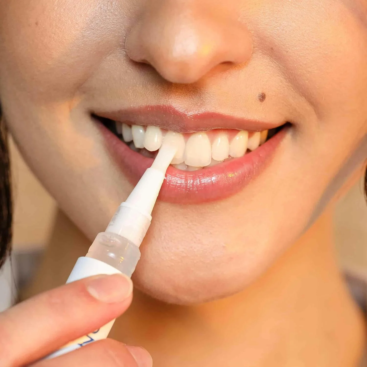 کیت سفید کننده دندان اسنو - سرم سفید کننده دندان اسنو و سفید کننده دهانی LED، فرموله شده با هیدروکسی آپاتیت، مناسب برای 2 ماه - کیت بی سیم با 1 قلم کیت سفید کننده دندان اسنو - سرم سفید کننده دندان اسنو و سفید کننده دهانی LED، فرموله شده با هیدروکسی آپاتیت، مناسب برای 2 ماه - کیت بی سیم با 1 قلم