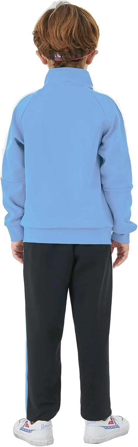 ست لباس ورزشی دو تکه پسرانه شامل ژاکت زیپدار و شلوار جاگر ست لباس ورزشی دو تکه پسرانه شامل ژاکت زیپدار و شلوار جاگر