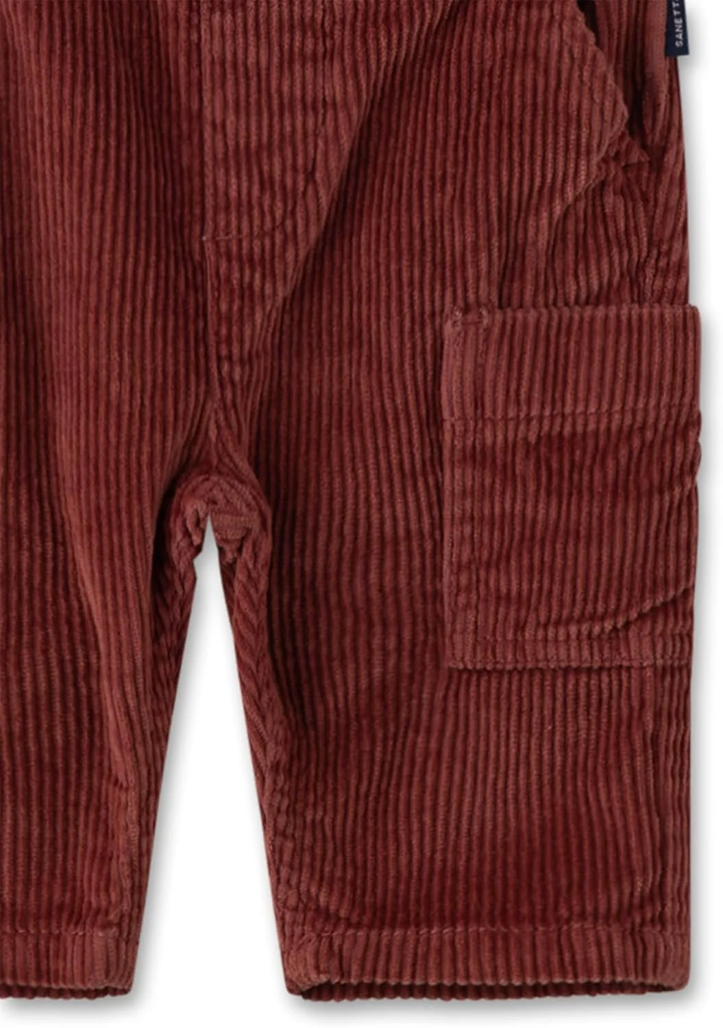 شلوار پسرانه بچگانه سانه تا مدل 11656 قرمز. شلوار نخی بافته شده کاربردی و راحت برای پسران. شلوار با کمر قابل تنظیم و جیب های وصله ای | لباس بچه گانه شلوار پسرانه بچگانه سانه تا مدل 11656 قرمز. شلوار نخی بافته شده کاربردی و راحت برای پسران. شلوار با کمر قابل تنظیم و جیب های وصله ای | لباس بچه گانه