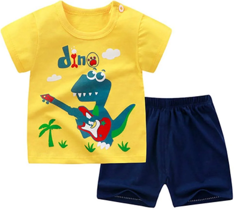 ست تیشرت آستین کوتاه و شلوارک پسرانه طرح حیوانات مناسب کودکان ۱۸ ماهه تا ۶ ساله ست تیشرت آستین کوتاه و شلوارک پسرانه طرح حیوانات مناسب کودکان ۱۸ ماهه تا ۶ ساله