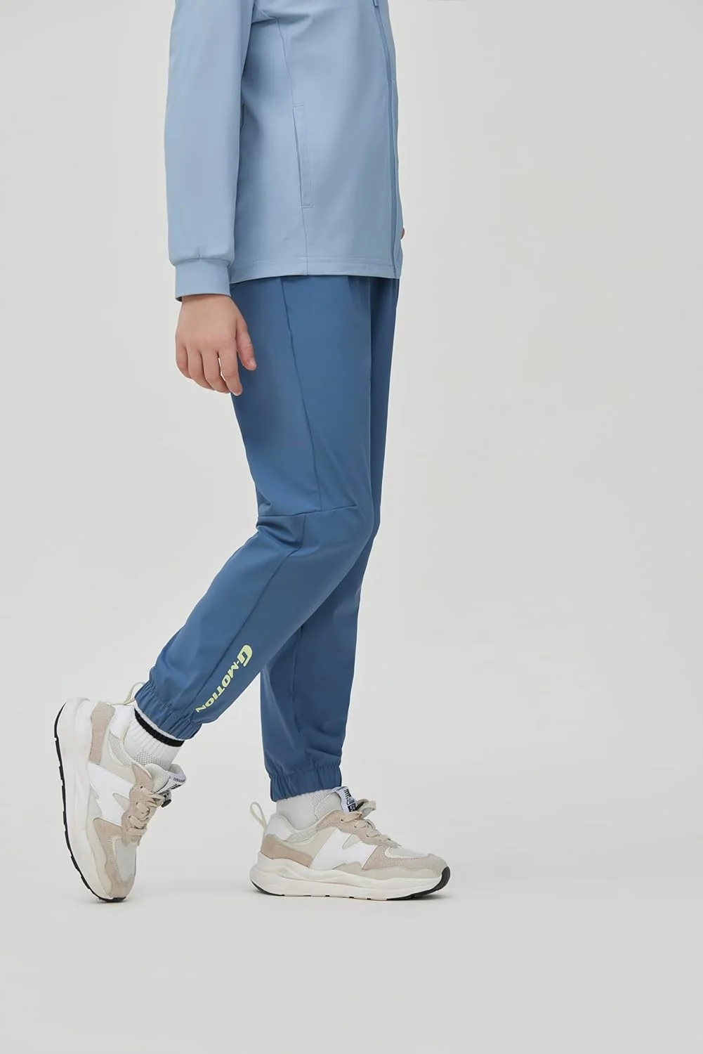 شلوار جاگر مردانه جوردانو با فاق متوسط، کمر کشی و فرم معمولی