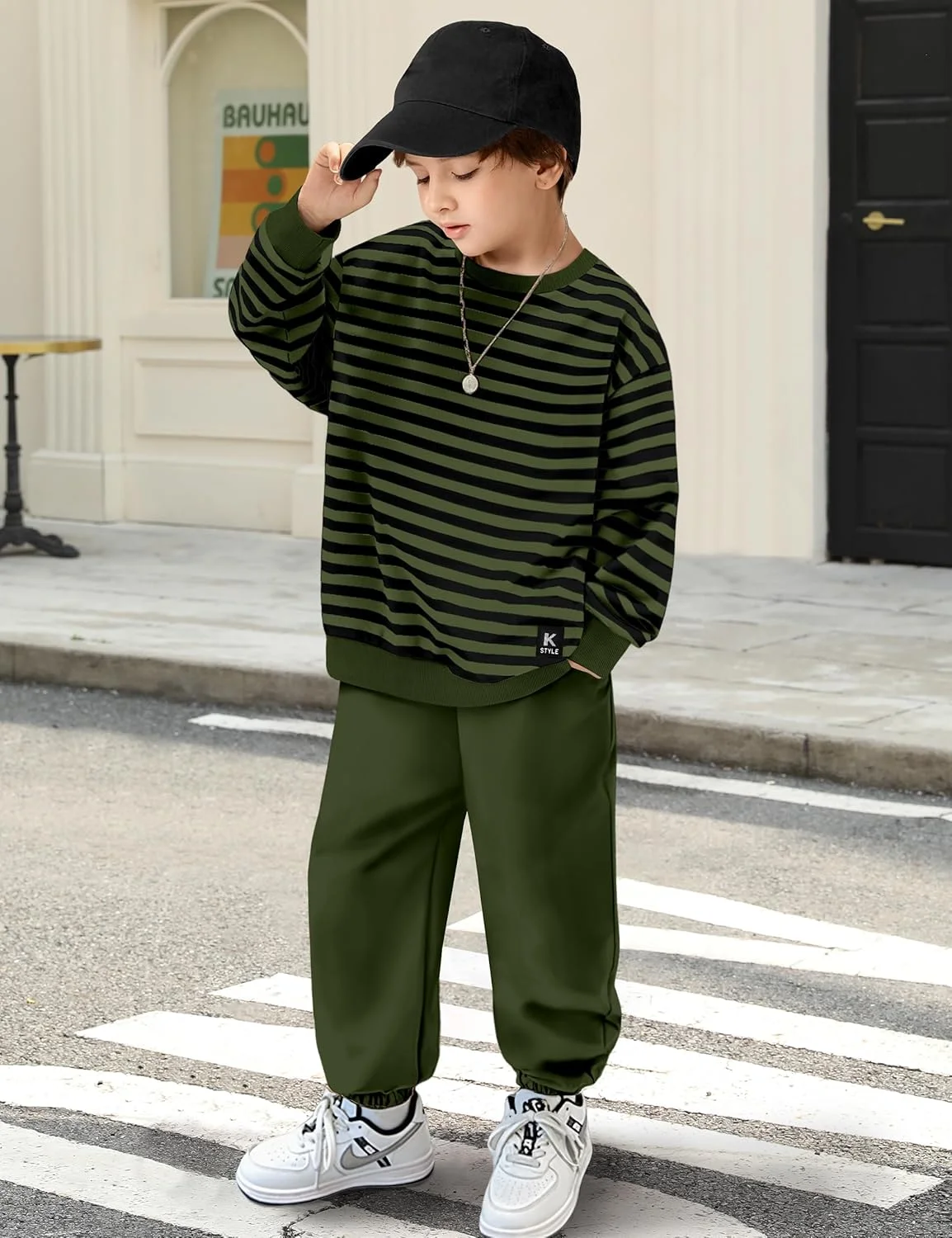 ست لباس پسرانه نوپا، بلوز آستین بلند راه راه و شلوار جاگر یکدست، مناسب 2 تا 5 سال