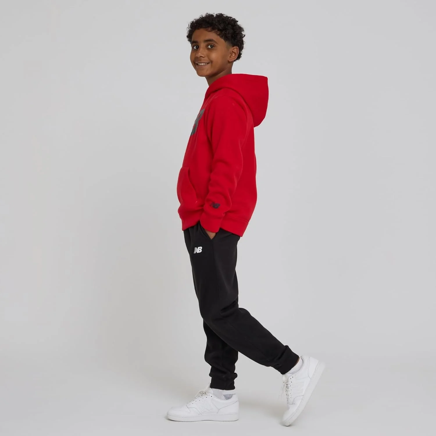 ست دو تکه ورزشی پسرانه نیو بالانس – هودی پشمی نرم و شلوار جاگر (سایز 2T-12)