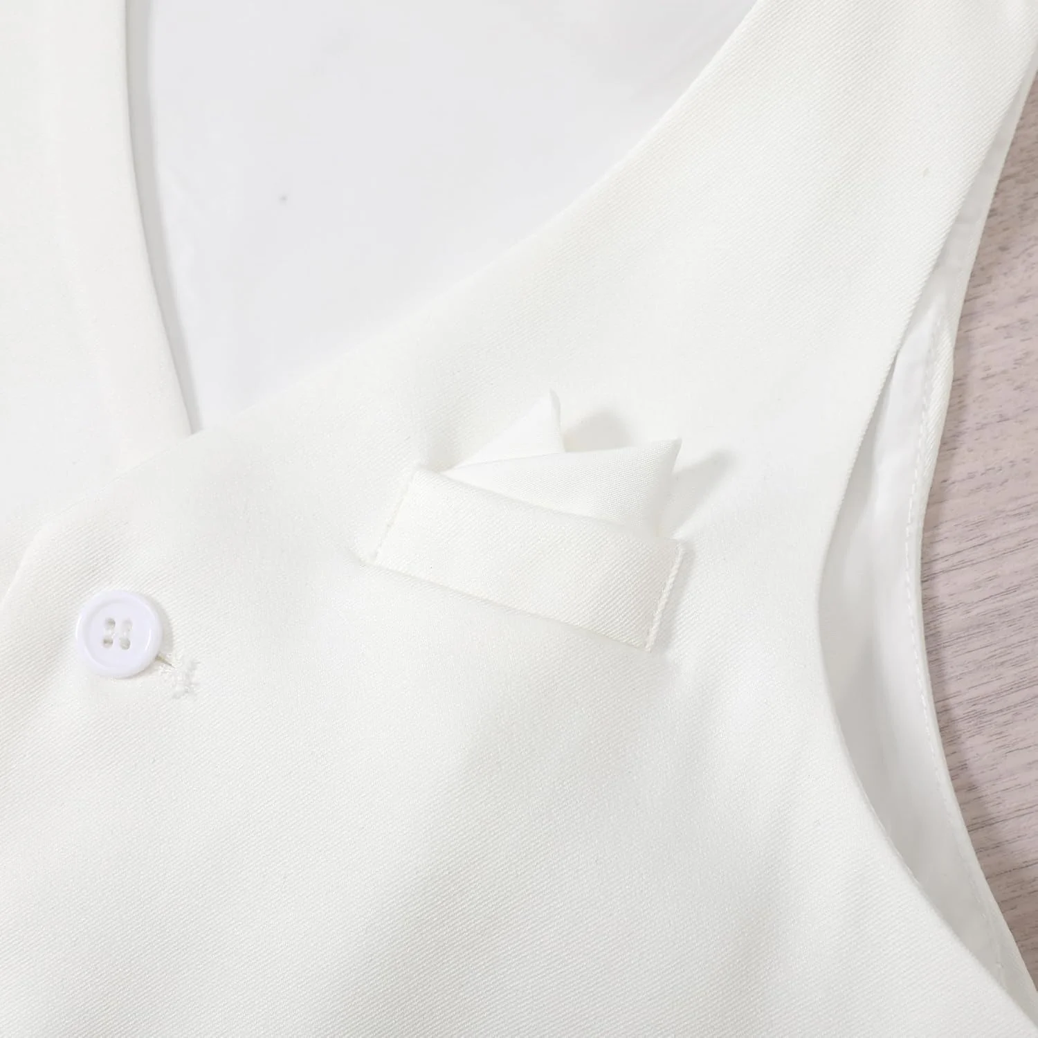 ست لباس پسرانه DISAUR، 6 تکه شامل جلیقه، شلوار، پیراهن، دستمال گردن و پاپیون مناسب برای مراسم رسمی، سایز 6 تا 10 سال ست لباس پسرانه DISAUR، 6 تکه شامل جلیقه، شلوار، پیراهن، دستمال گردن و پاپیون مناسب برای مراسم رسمی، سایز 6 تا 10 سال