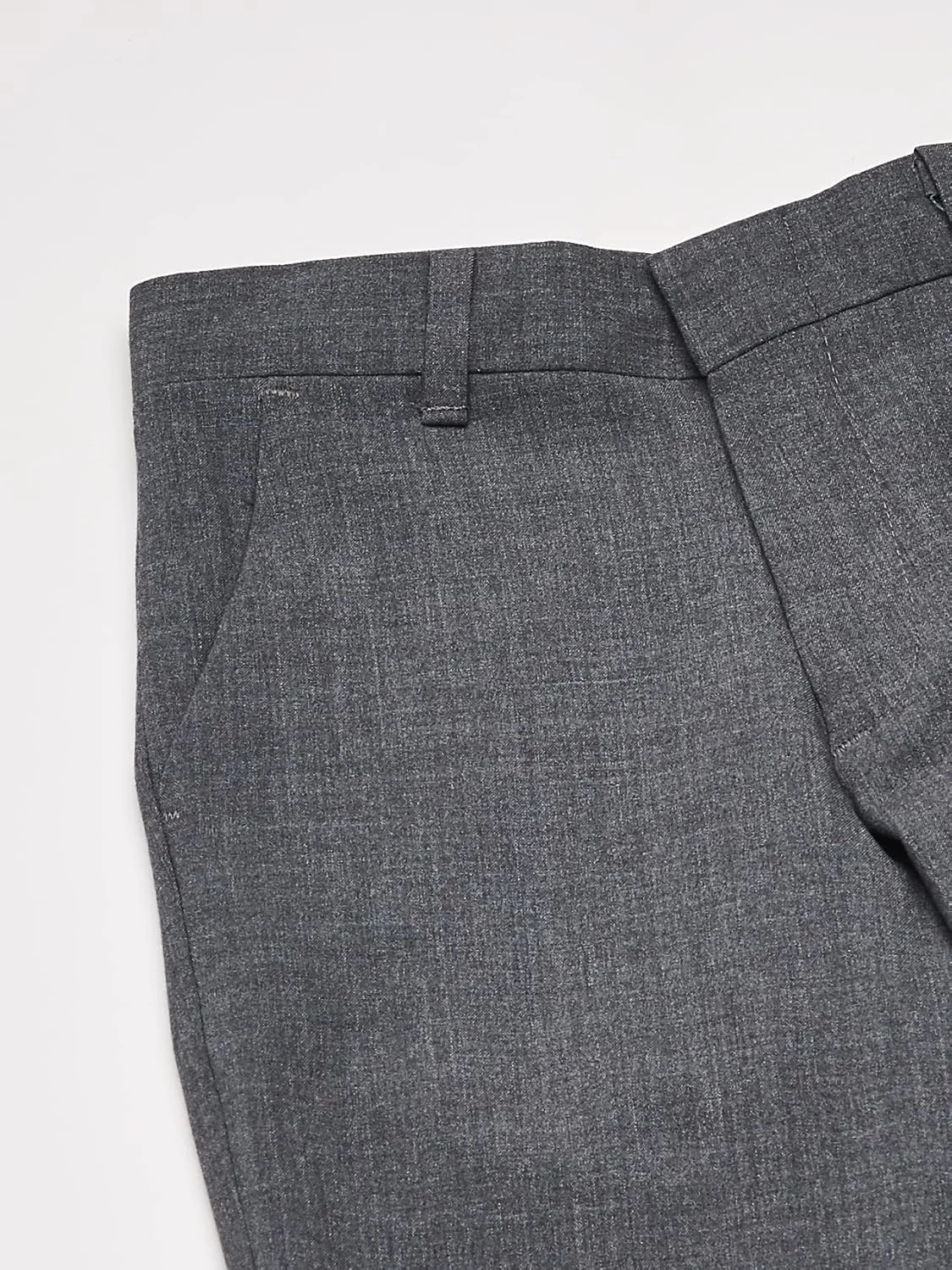 شلوار رسمی پسرانه کلوین کلاین، مدل راسته و لبه دوزی شده، دارای حلقه کمربند و جیب های کاربردی شلوار رسمی پسرانه کلوین کلاین، مدل راسته و لبه دوزی شده، دارای حلقه کمربند و جیب های کاربردی