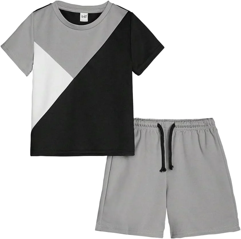 ست لباس تابستانی پسرانه شامل تیشرت رنگی و شلوارک با بند