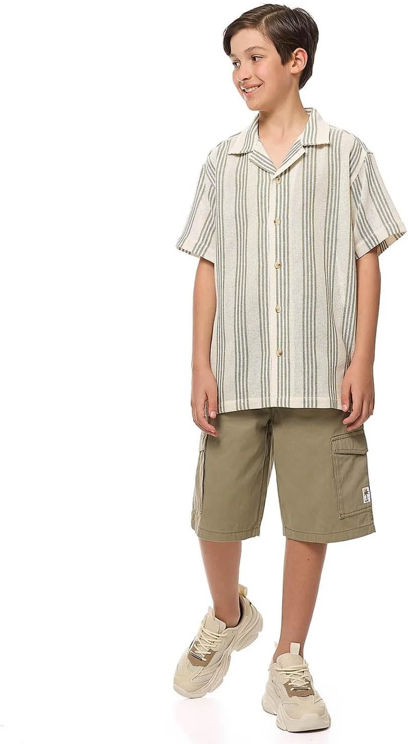 پیراهن راه راه پسرانه آر اند بی مدل 325-1071TB503-2 با یقه برگردان و آستین کوتاه