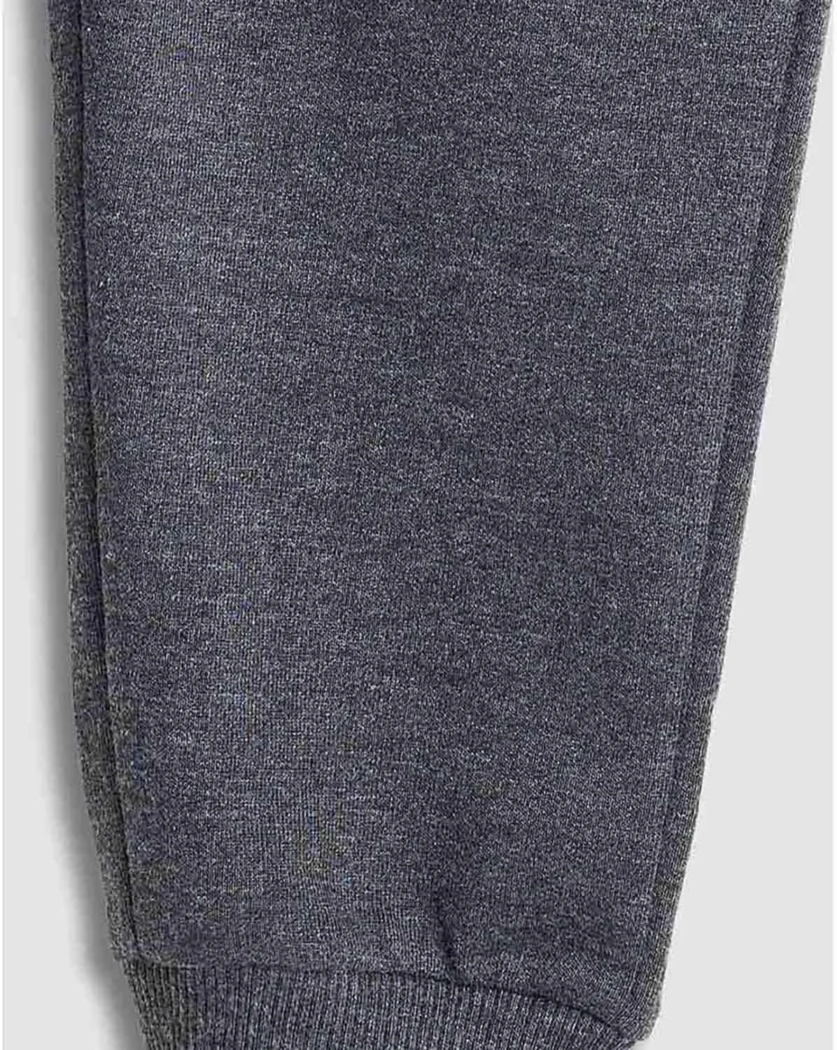 شلوار جاگر طرحدار پسرانه آر اند بی مدل 325-0927KB122-8 با کمر بندکشی شلوار جاگر طرحدار پسرانه آر اند بی مدل 325-0927KB122-8 با کمر بندکشی