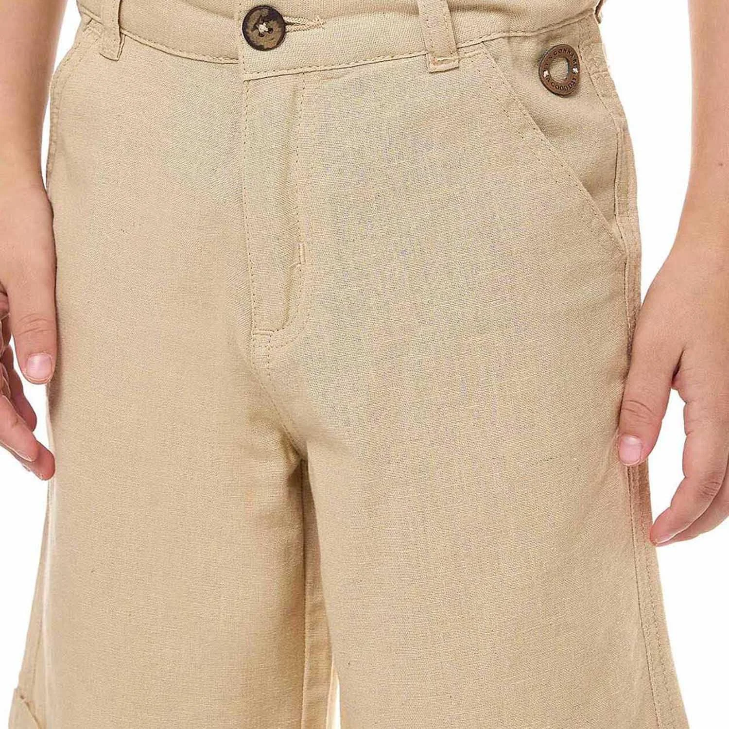 شلوارک کتان پسرانه ساده آر اند بی مدل 125-1345KB404-2 با دکمه شلوارک کتان پسرانه ساده آر اند بی مدل 125-1345KB404-2 با دکمه