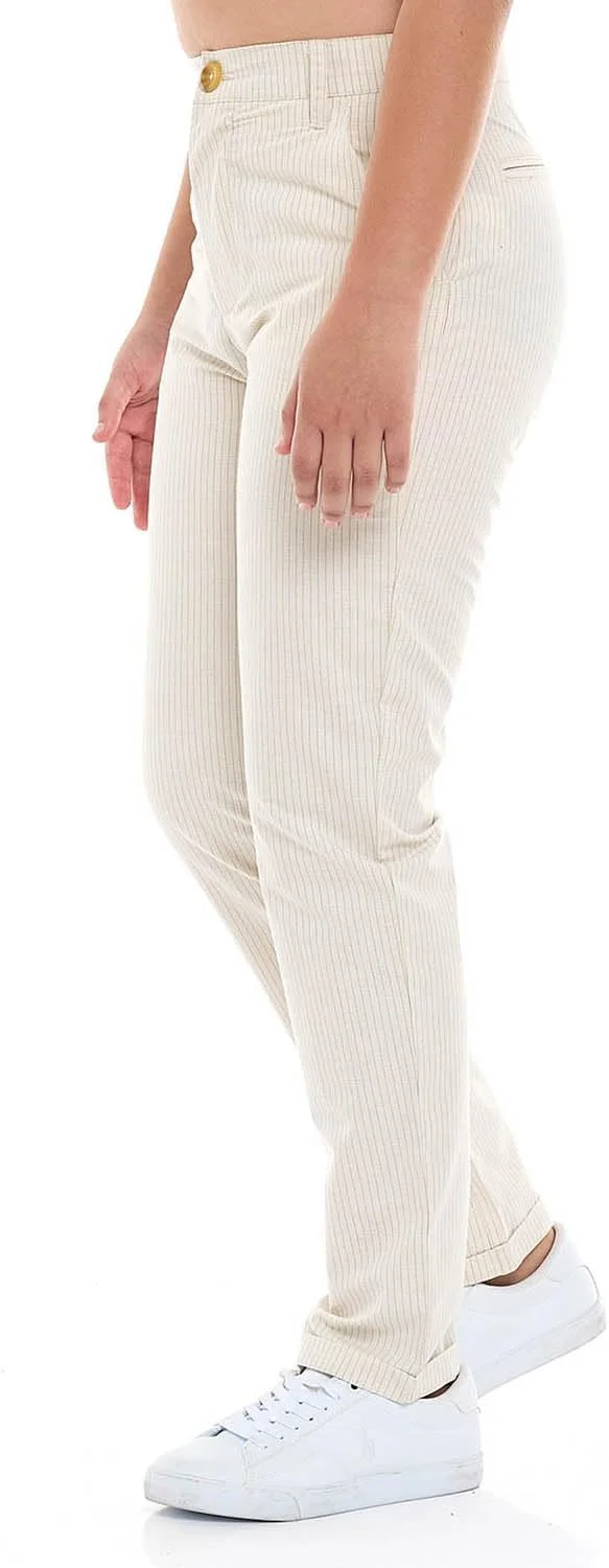 شلوار راه راه پسرانه آر اند بی مدل 125-1121Tb027-1 با برش اسلیم فیت و بست دکمه ای شلوار راه راه پسرانه آر اند بی مدل 125-1121Tb027-1 با برش اسلیم فیت و بست دکمه ای