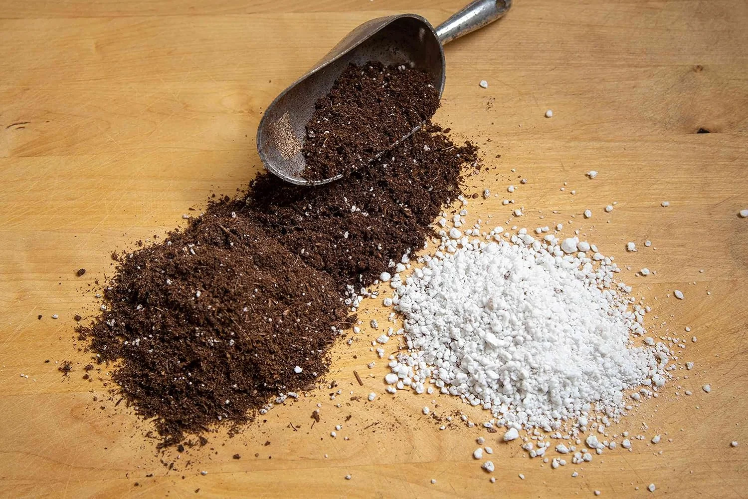 کشاورزی دانه ای بسیار متخلخل برای گیاهان گلدانی و باغی | افزودنی خاک سبک و خنثی از نظر pH | ایده آل برای اصلاح خاک و کشاورزی هیدروپونیک | 100 لیتر کشاورزی دانه ای بسیار متخلخل برای گیاهان گلدانی و باغی | افزودنی خاک سبک و خنثی از نظر pH | ایده آل برای اصلاح خاک و کشاورزی هیدروپونیک | 100 لیتر