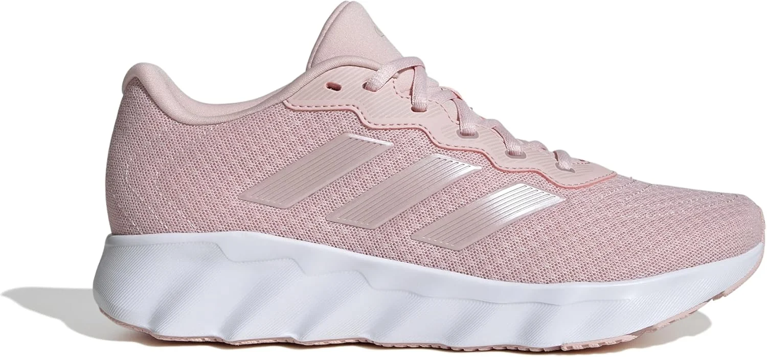 کفش ورزشی زنانه آدیداس Switch Move W