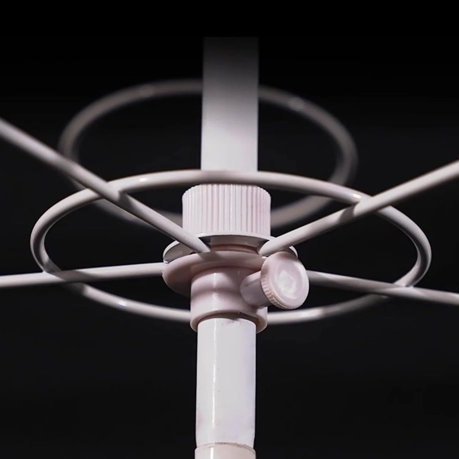 استند قفسه نمایش کلاه، نگهدارنده کلاه چند طبقه چرخشی متحرک، استند نمایش کلاه ایستاده، مناسب برای کلاه ها و کلاه گیس ها