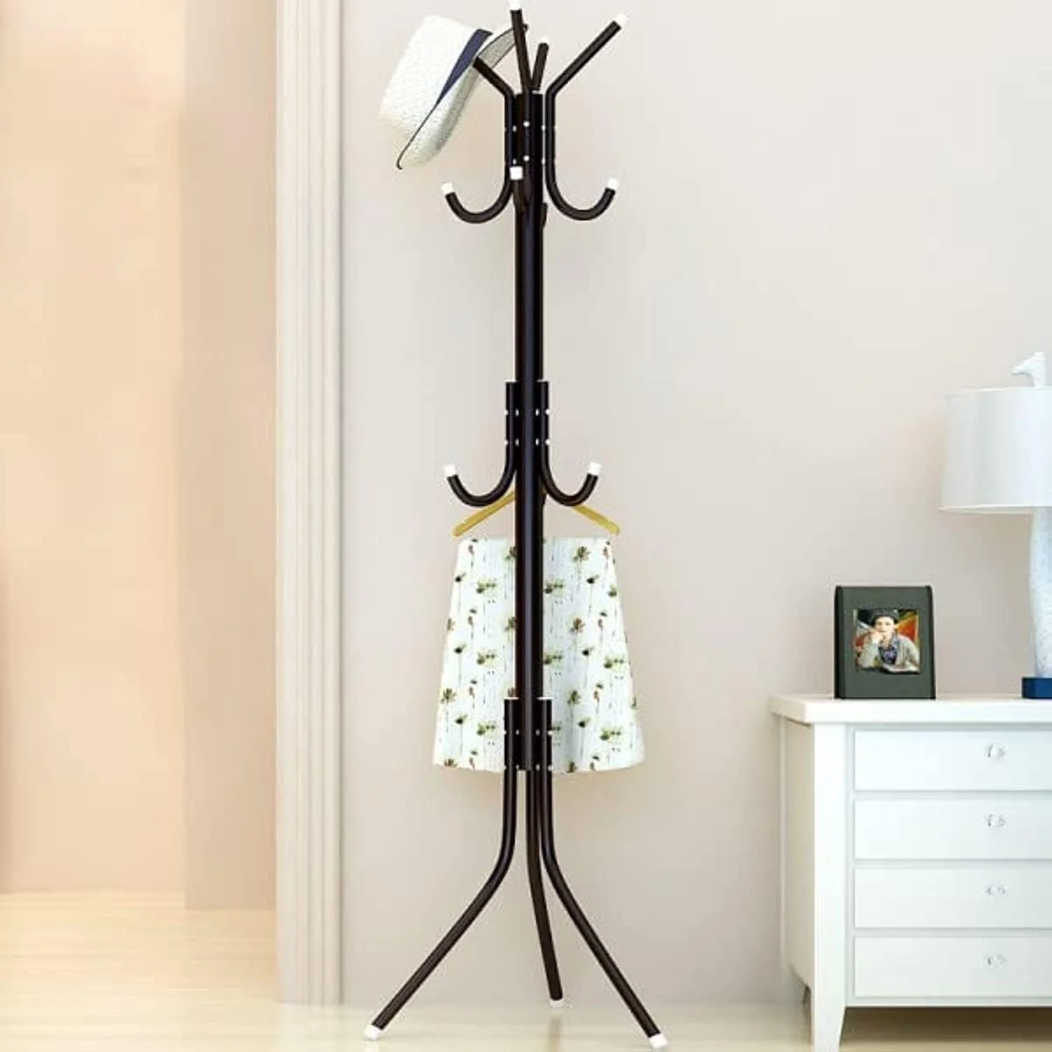 آویز لباس ایستاده فلزی برند استور وی، جالباسی کلاه و کت، مناسب کیف دستی، آویز لباس، پایه نگهدارنده مشکی آویز لباس ایستاده فلزی برند استور وی، جالباسی کلاه و کت، مناسب کیف دستی، آویز لباس، پایه نگهدارنده مشکی