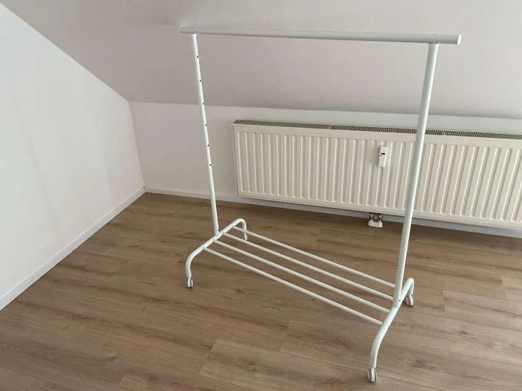 جالباسی و کلاه ایکیا مدل Rigga، سفید، فلزی، 111x51x126 سانتی متر جالباسی و کلاه ایکیا مدل Rigga، سفید، فلزی، 111x51x126 سانتی متر