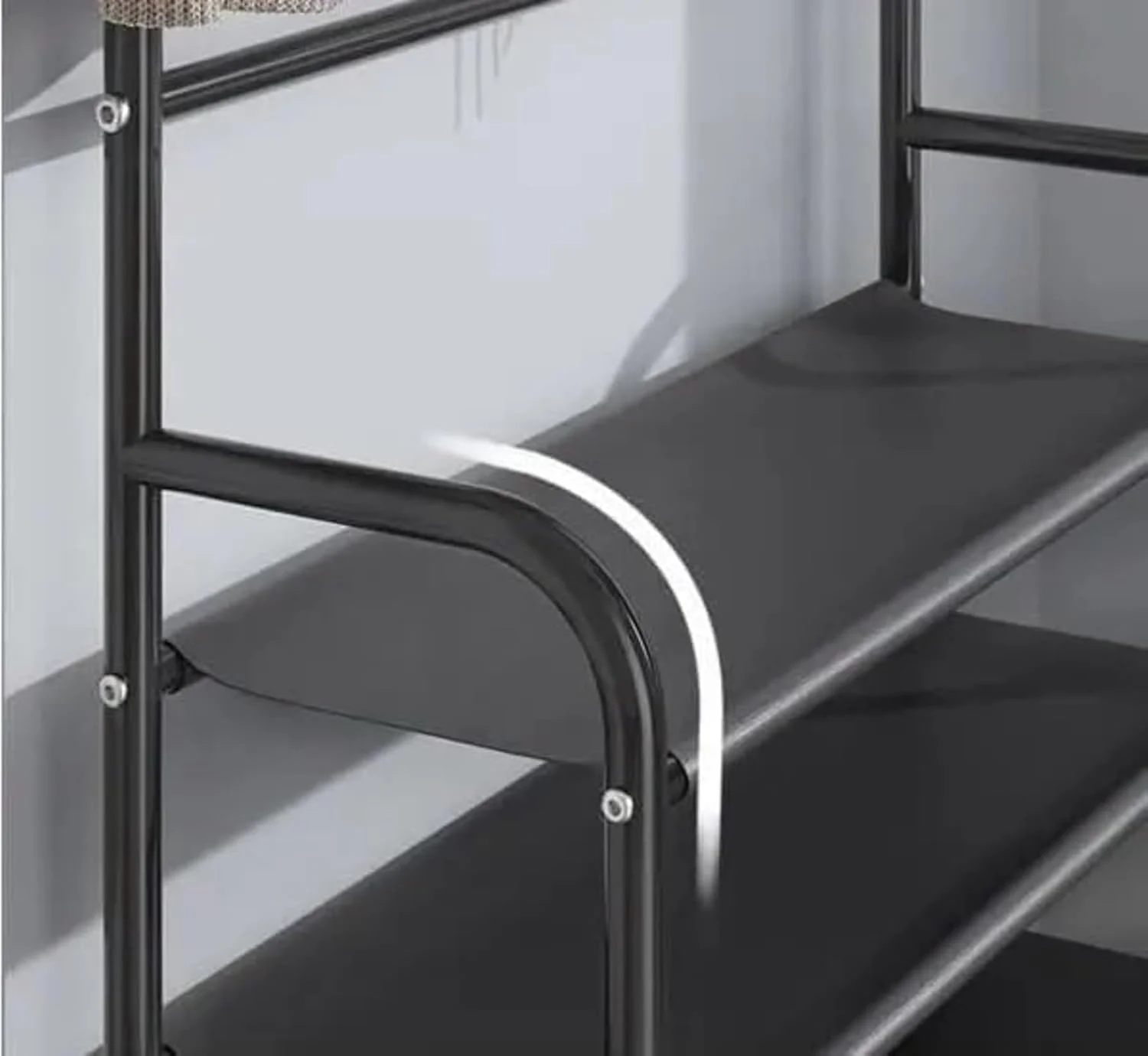 رخت آویز و جاکفشی 4 طبقه با آویز – استند لباس ایستاده با قفسه برای کیف، کلاه و شال – مشکی رخت آویز و جاکفشی 4 طبقه با آویز – استند لباس ایستاده با قفسه برای کیف، کلاه و شال – مشکی