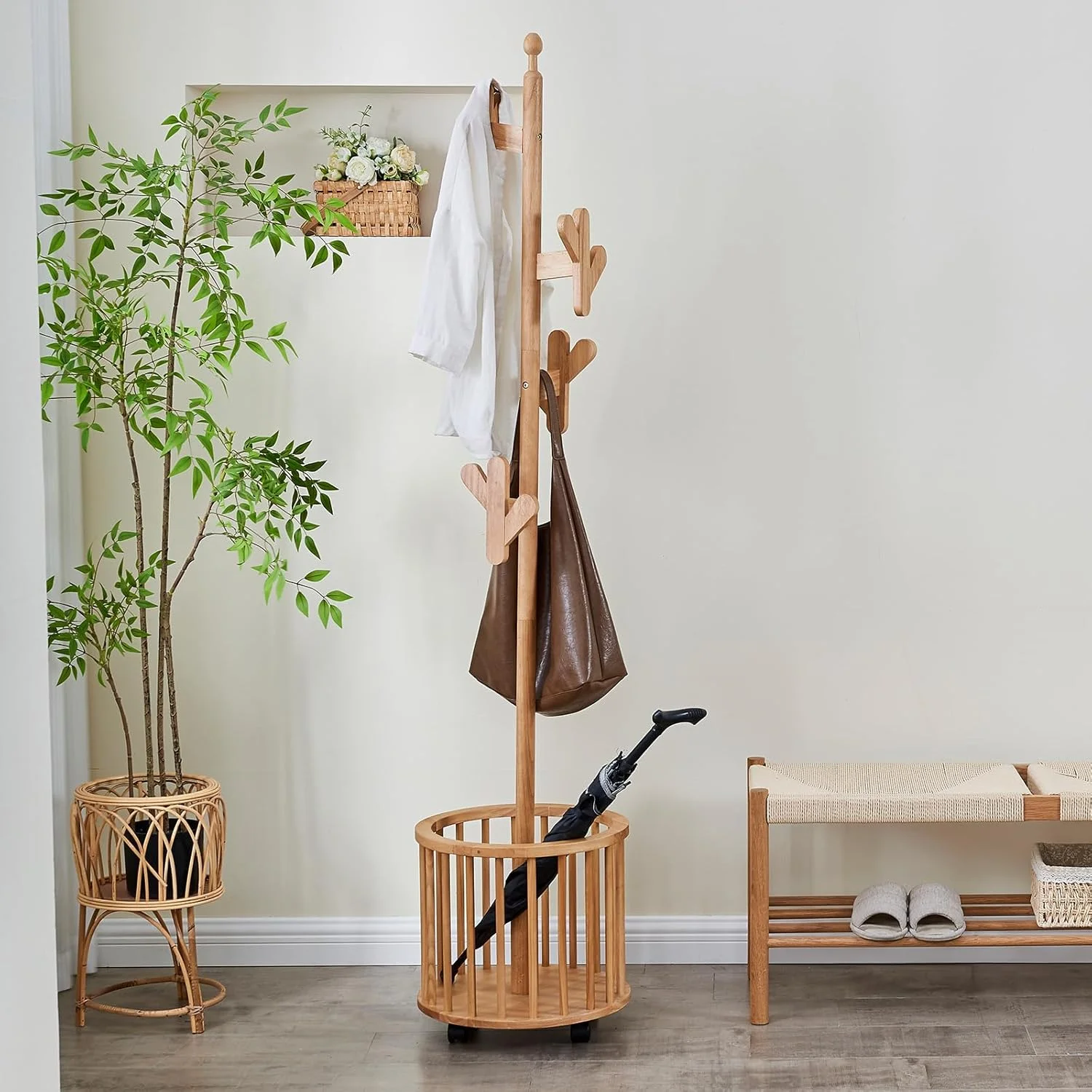 چوب لباسی ایستاده، جالباسی چوبی با 12 آویز، آویز لباس کلاه چوبی جامد با چرخ برای اتاق خواب ورودی راهرو اتاق نشیمن دفتر کار (طبیعی)