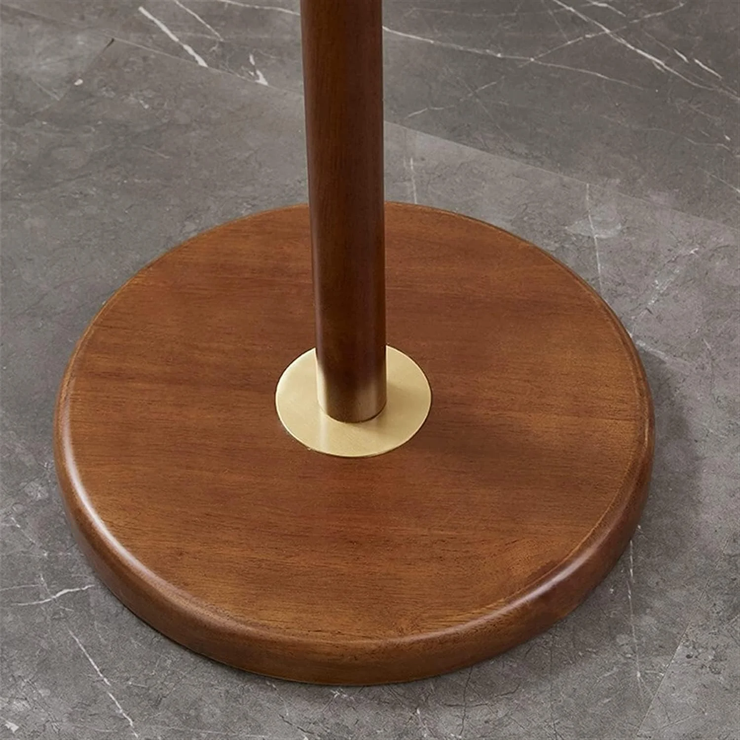 جالباسی ایستاده چوبی با طراحی کمجا و ۷ آویز، مناسب اتاق خواب، طراحی ساده به سبک چینی، پایه گرد، مناسب برای کلاه، لباس، کیف، شال و ورودی منزل (رنگ چای - ۴۰ * ۱۸۲ سانتیمتر) جالباسی ایستاده چوبی با طراحی کمجا و ۷ آویز، مناسب اتاق خواب، طراحی ساده به سبک چینی، پایه گرد، مناسب برای کلاه، لباس، کیف، شال و ورودی منزل (رنگ چای - ۴۰ * ۱۸۲ سانتیمتر)