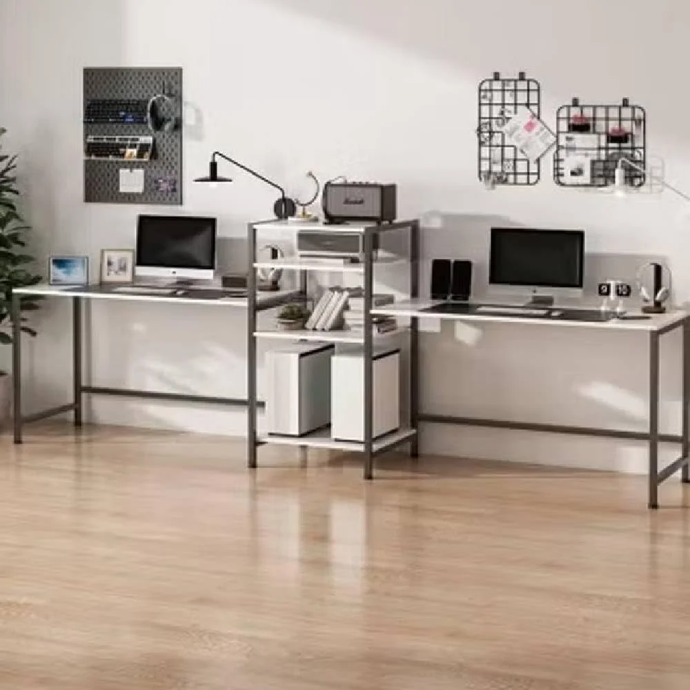 چیدمان مدرن دفتر کار خانگی با دو میز و دکور مینیمالیستی