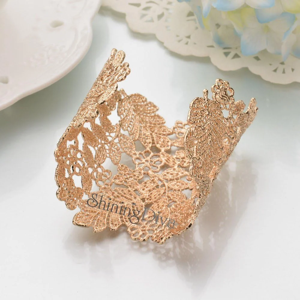 دستبند النگویی شیک زنانه با روکش طلایی (8133b، طلایی)