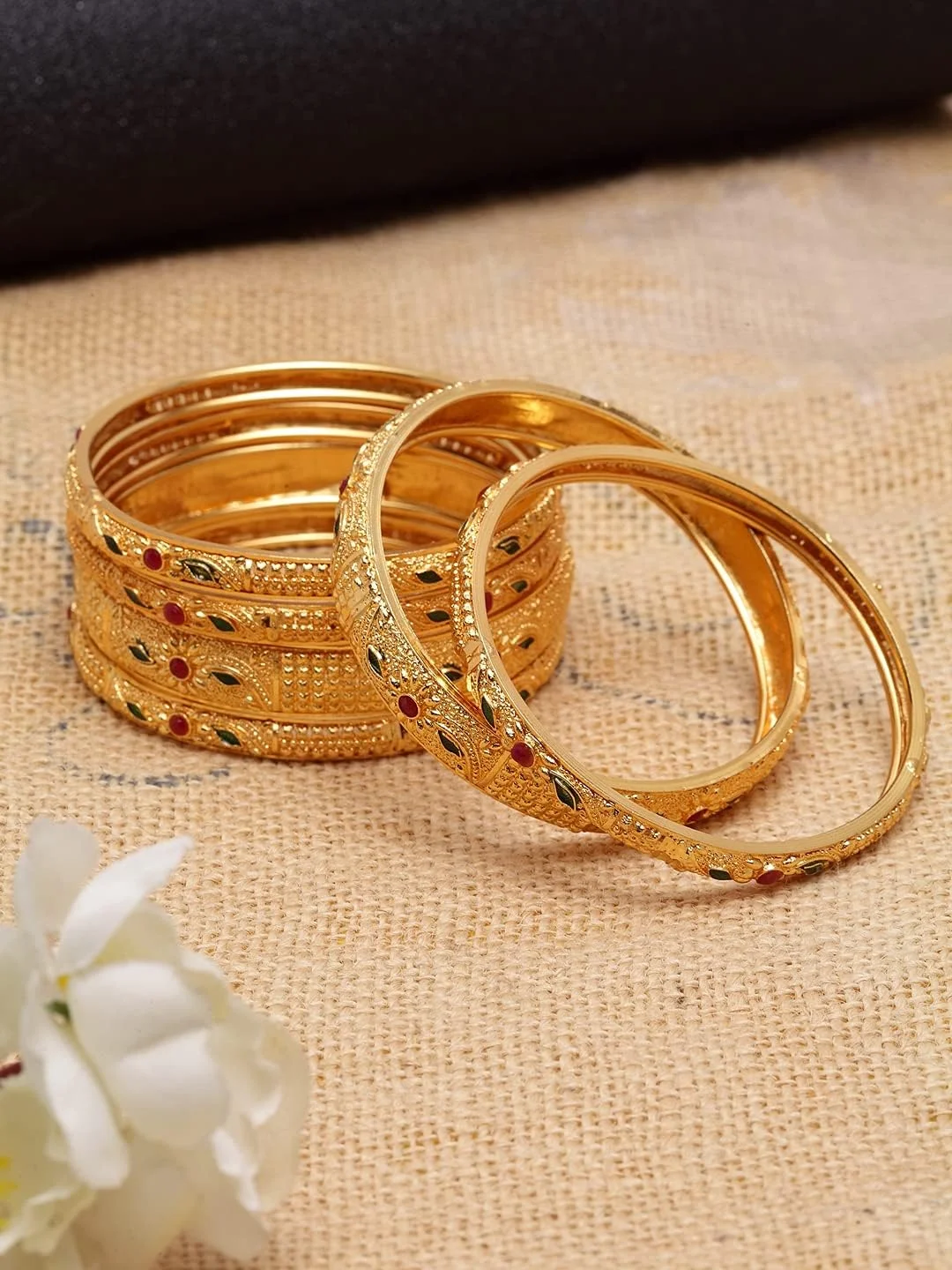 ست 6 عددی النگو زنانه با روکش طلایی، طرح جدید، شیک و سنتی Shining Diva (طلایی) (11792b_2.4) ست 6 عددی النگو زنانه با روکش طلایی، طرح جدید، شیک و سنتی Shining Diva (طلایی) (11792b_2.4)