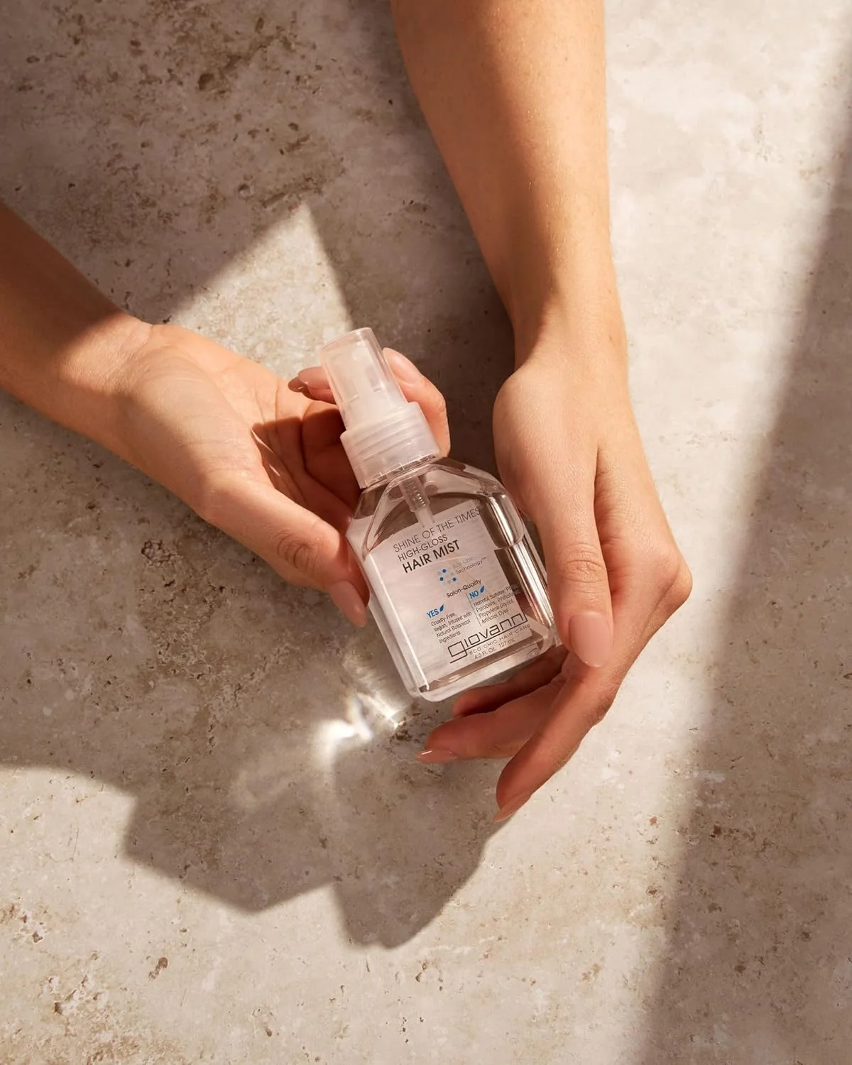 اسپری مو براق کننده GIOVANNI Shine of the Times - ضد وز، ایمن برای رنگ مو، کیفیت سالنی، بدون تست حیوانی، بدون پارابن، غنی شده با مواد گیاهی طبیعی - 127 میلی لیتر (3 عددی)