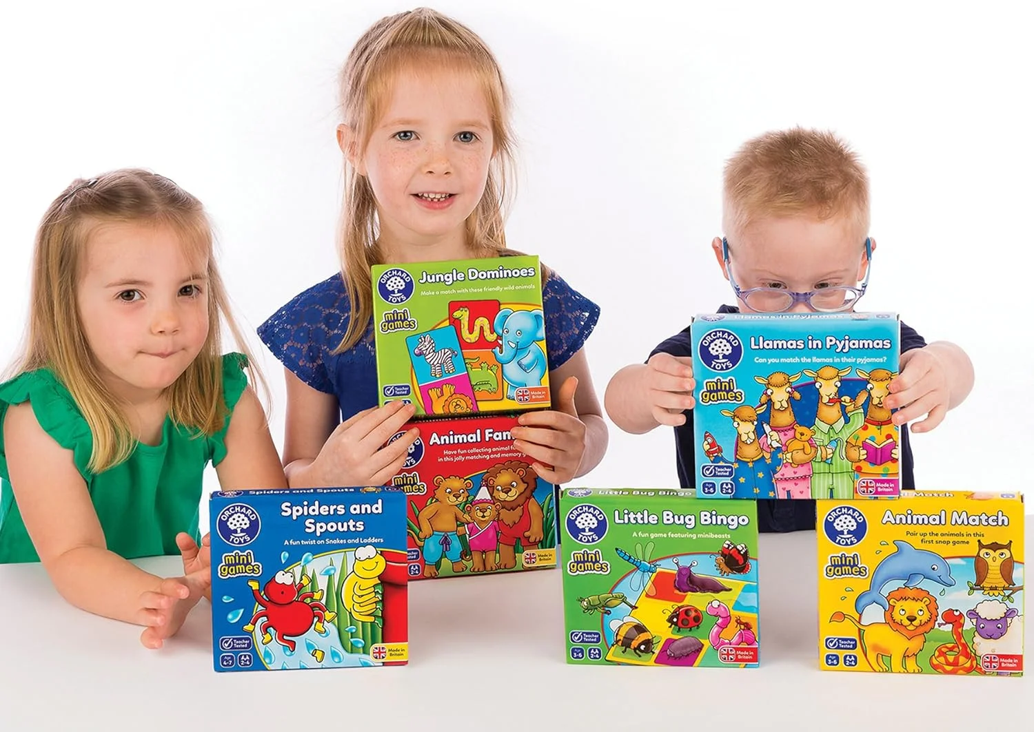 بازی کوچک «لاماها در پیژامه» Orchard Toys، کوچک و جمع‌وجور، بازی مسافرتی، بازی آموزشی، بازی تعطیلات، مناسب برای کودکان نوپا، کودکان 3 تا 6 سال