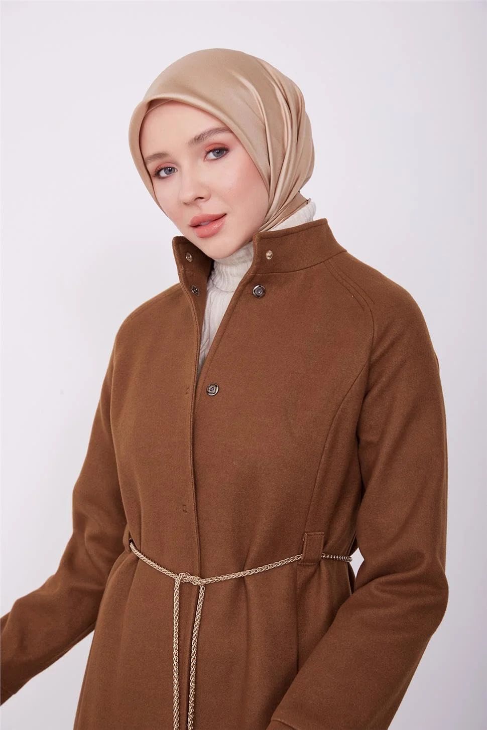 مانتو آرمینه - پوشاک حجاب مدرن و شیک