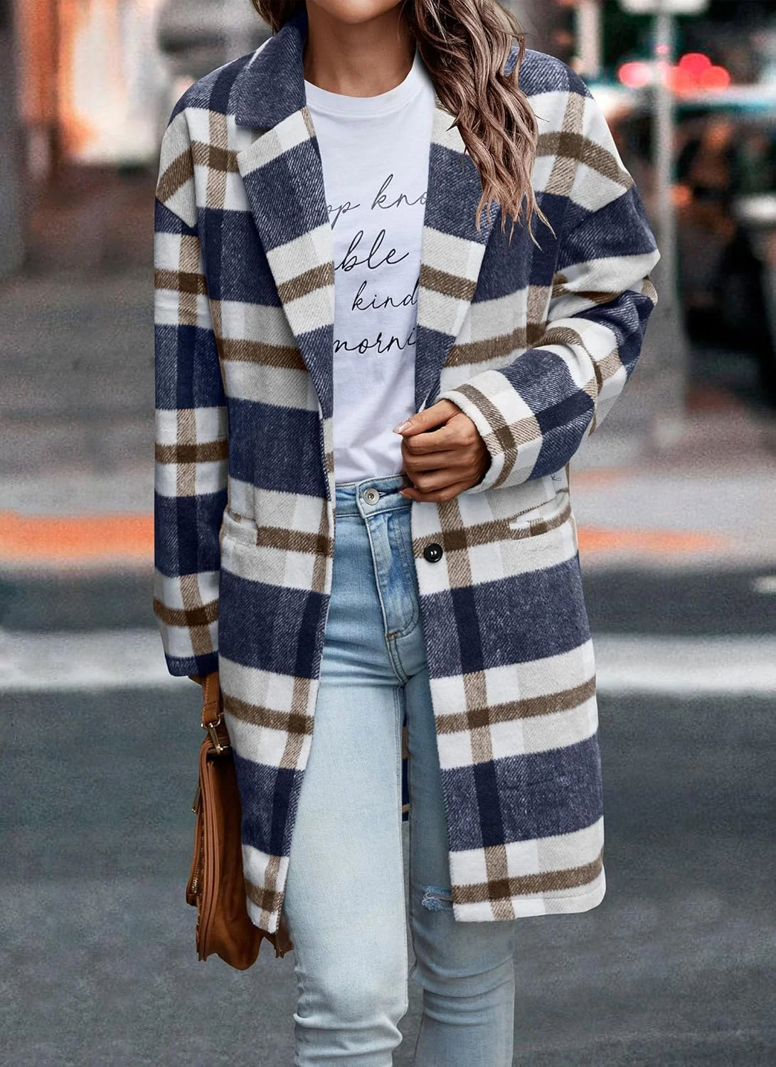 پالتو چهارخانه زنانه مدل 2024 دکمه دار پشمی گرم ترنچ با جیب پالتو چهارخانه زنانه مدل 2024 دکمه دار پشمی گرم ترنچ با جیب