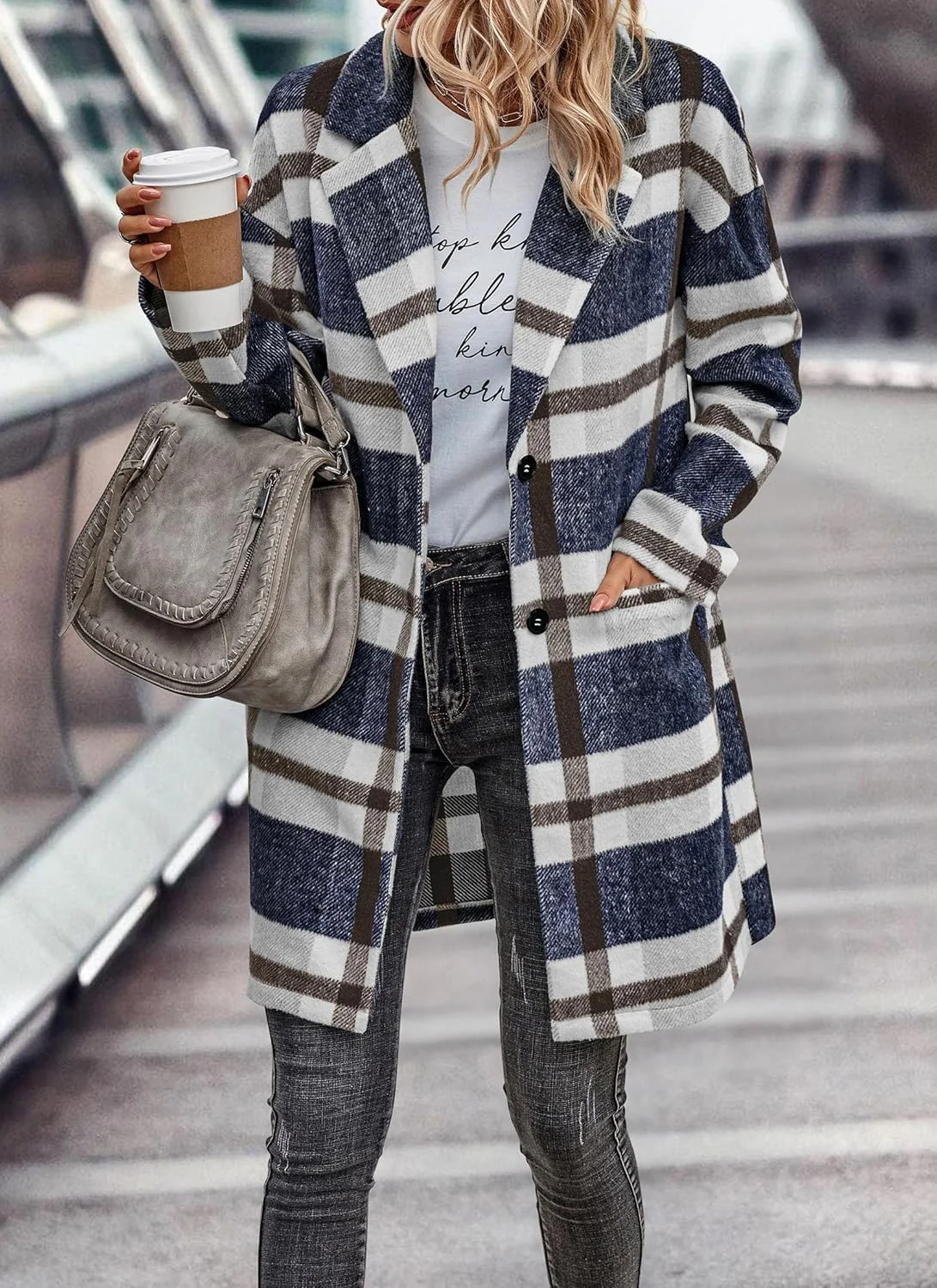 پالتو چهارخانه زنانه مدل 2024 دکمه دار پشمی گرم ترنچ با جیب پالتو چهارخانه زنانه مدل 2024 دکمه دار پشمی گرم ترنچ با جیب