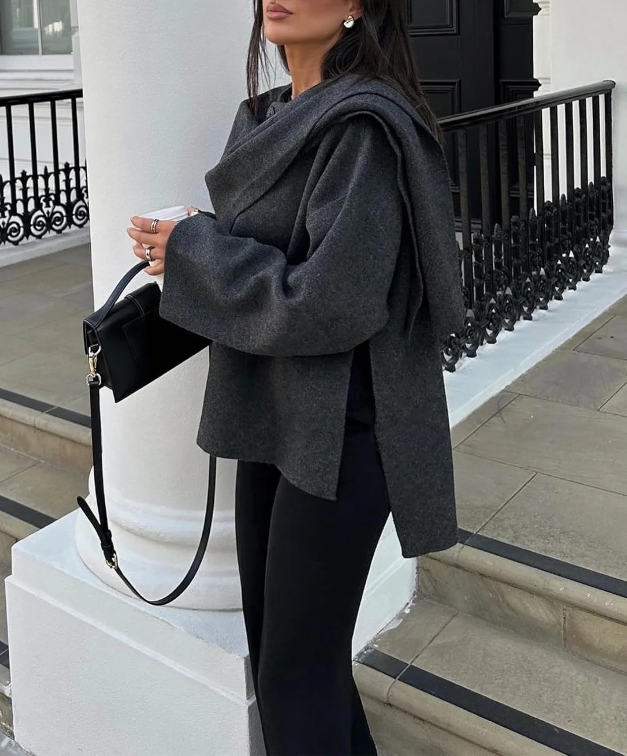 کت پشمی زنانه با شال بزرگ، آستین بلند، دکمه دار، مناسب پاییز و زمستان کت پشمی زنانه با شال بزرگ، آستین بلند، دکمه دار، مناسب پاییز و زمستان