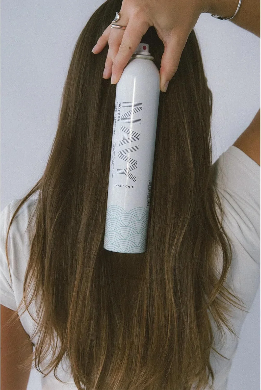 اسپری حجم دهنده انعطاف پذیر مو نیوی برای حالت دهی | اسپری ضخیم کننده و حجم دهنده | اسپری برای زنان و مردان | اسپری حجم دهنده برای موهای نازک، کم پشت، صاف یا ضعیف