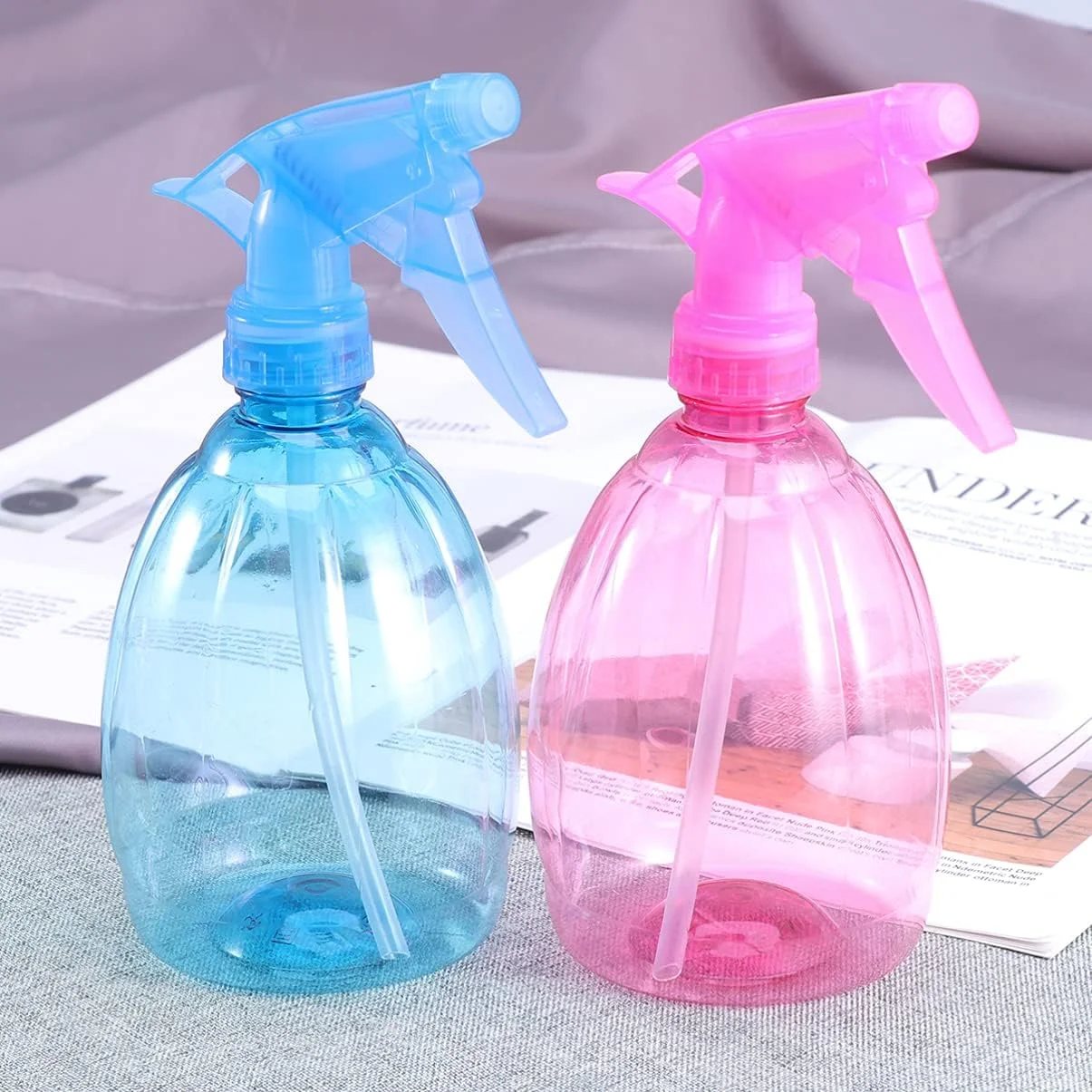 دو عدد بطری اسپری آب پلاستیکی قابل شارژ مجدد با مه پاش ریز، بطری خالی محلول تمیز کننده برای باغبانی، آرایشگاه، سالن (رنگ های متنوع) 550 میلی لیتر